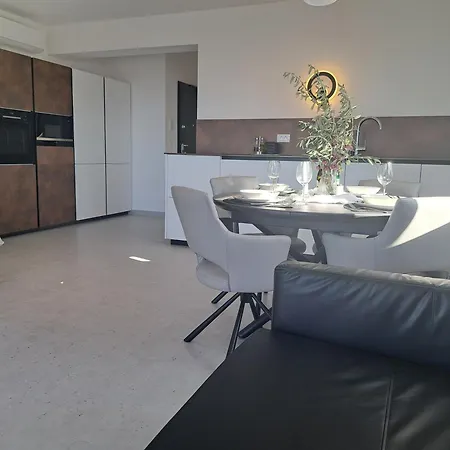 Pan Apartman